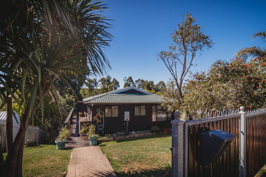 3 Bedroom Property for Sale in Denneoord Western Cape